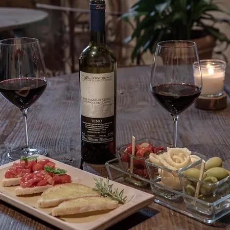 מלון Convento San Bartolomeo - Piscina Esterna Riscaldata אבדיאה סאן סלבטורה